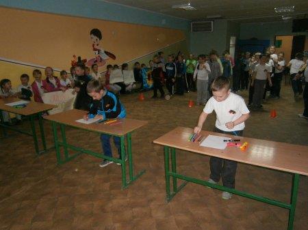 Козацькі забави серед учнів 3-х та 4-х класів