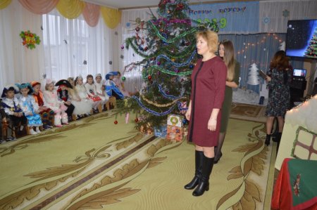 28 грудня у дошкільних групах «Вулик» відбулися новорічні ранки 